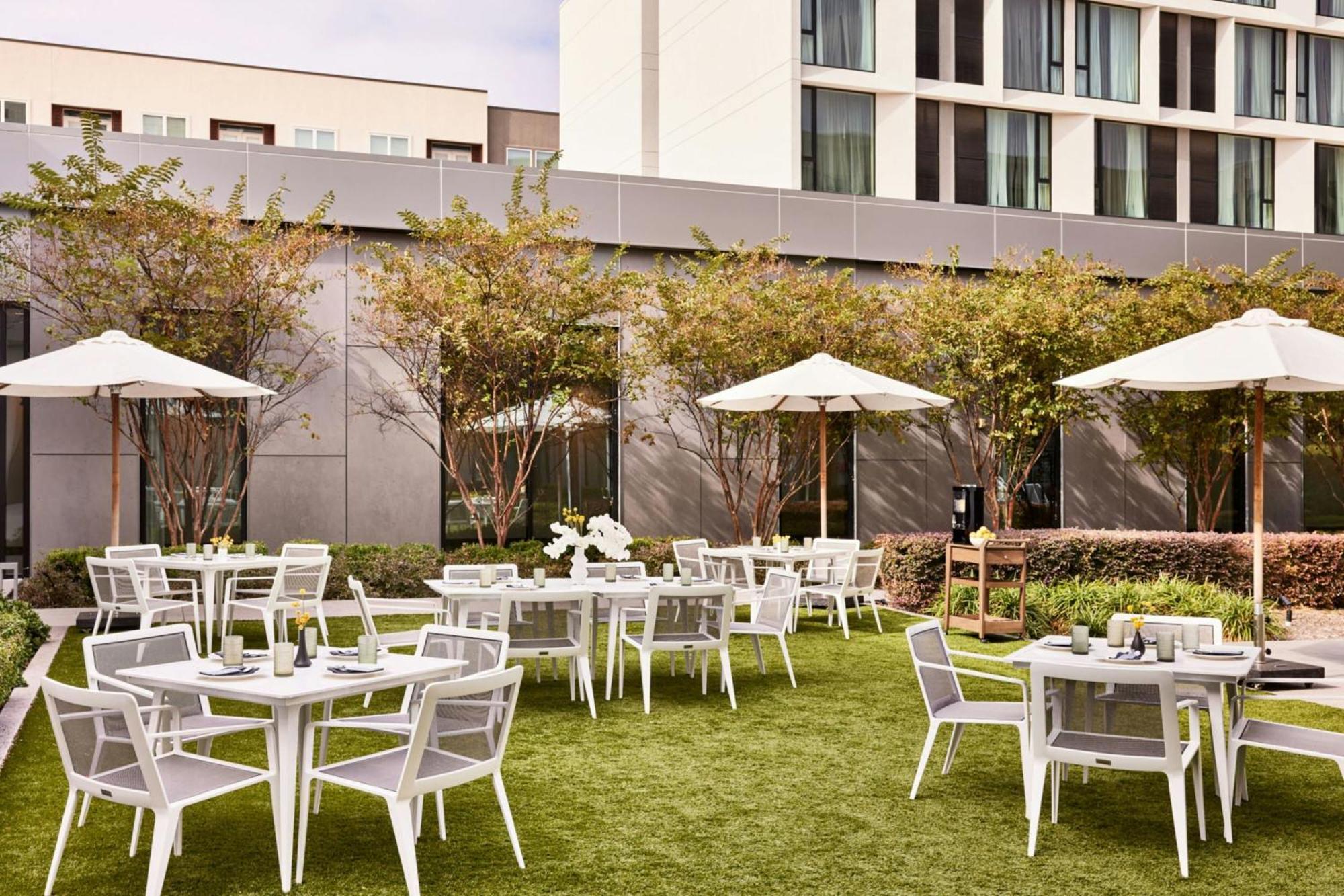 Ac Hotel By Marriott Dallas By The Galleria Kültér fotó